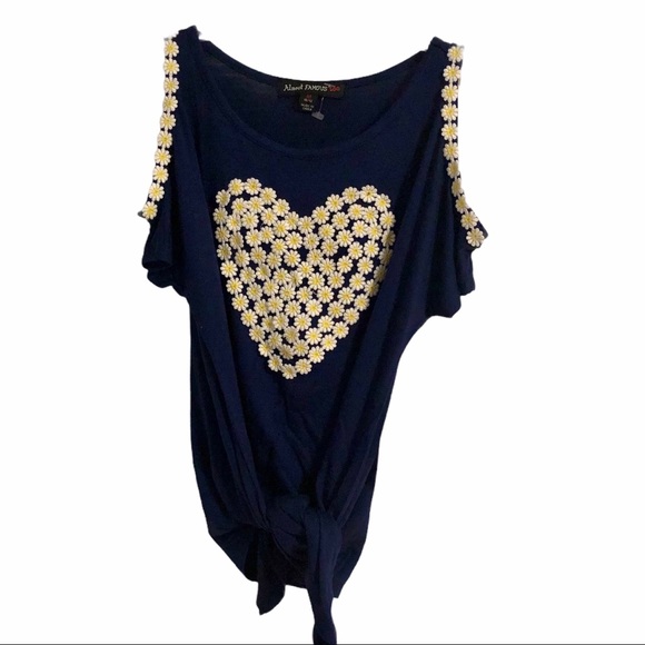 Almost Famous Other - Almost Famous girls navy blue tank top with heart of daisies on front Size M
